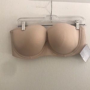 Avenue Body strapless bra. 40D nude color